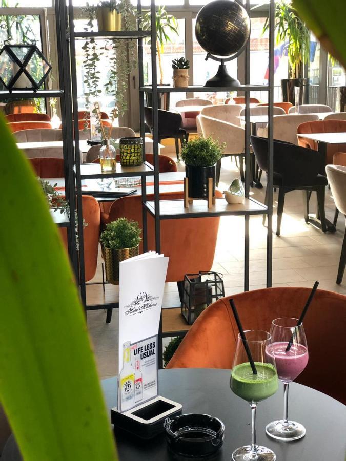 Hotel Meduza Senj  Eksteriør billede