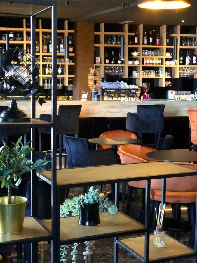 Hotel Meduza Senj  Eksteriør billede